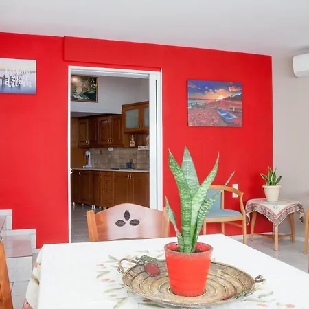 Georgia's House Chania 公寓 *